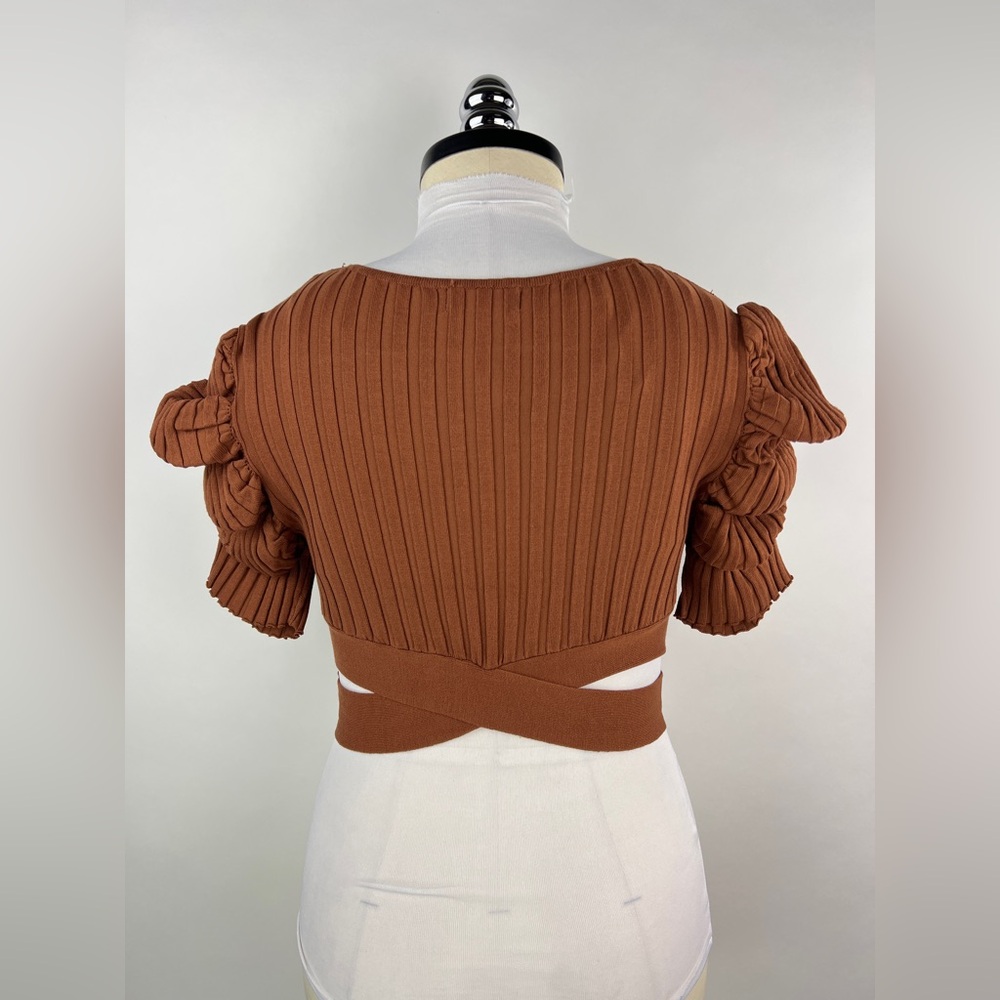 💚 3009. Brown Ribbed Puff Sleeve Crop Top - Picture 2 of 6